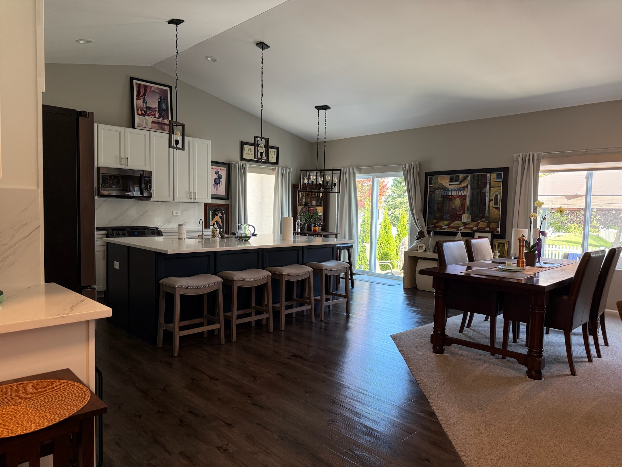 690a8855ced047.92149514